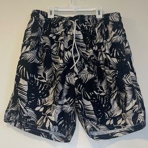 Old Navy men’s swimming shorts.